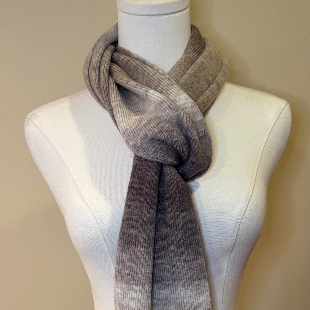 NWT Aqua Space Dye Knit Scarf OS